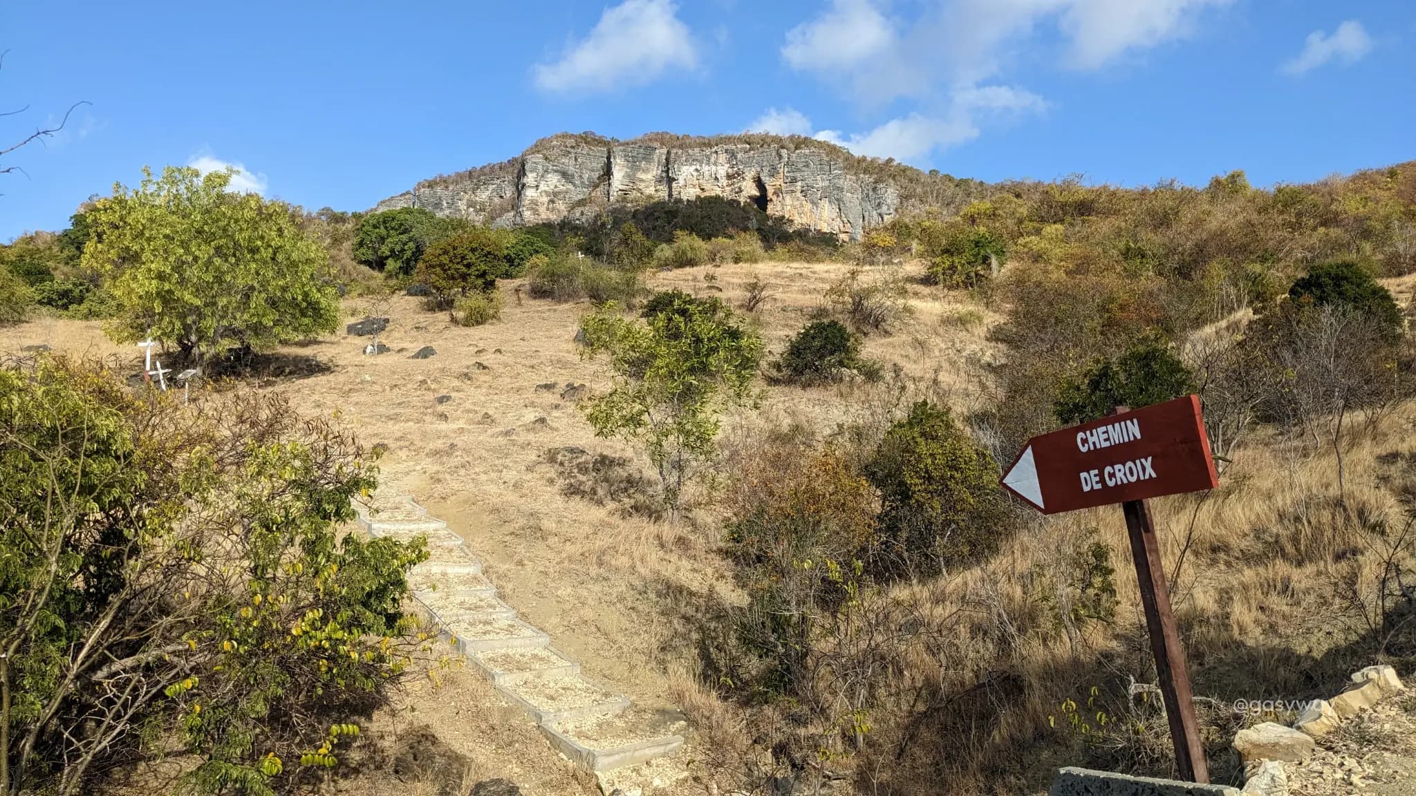Montagne_de_Français_vue_face