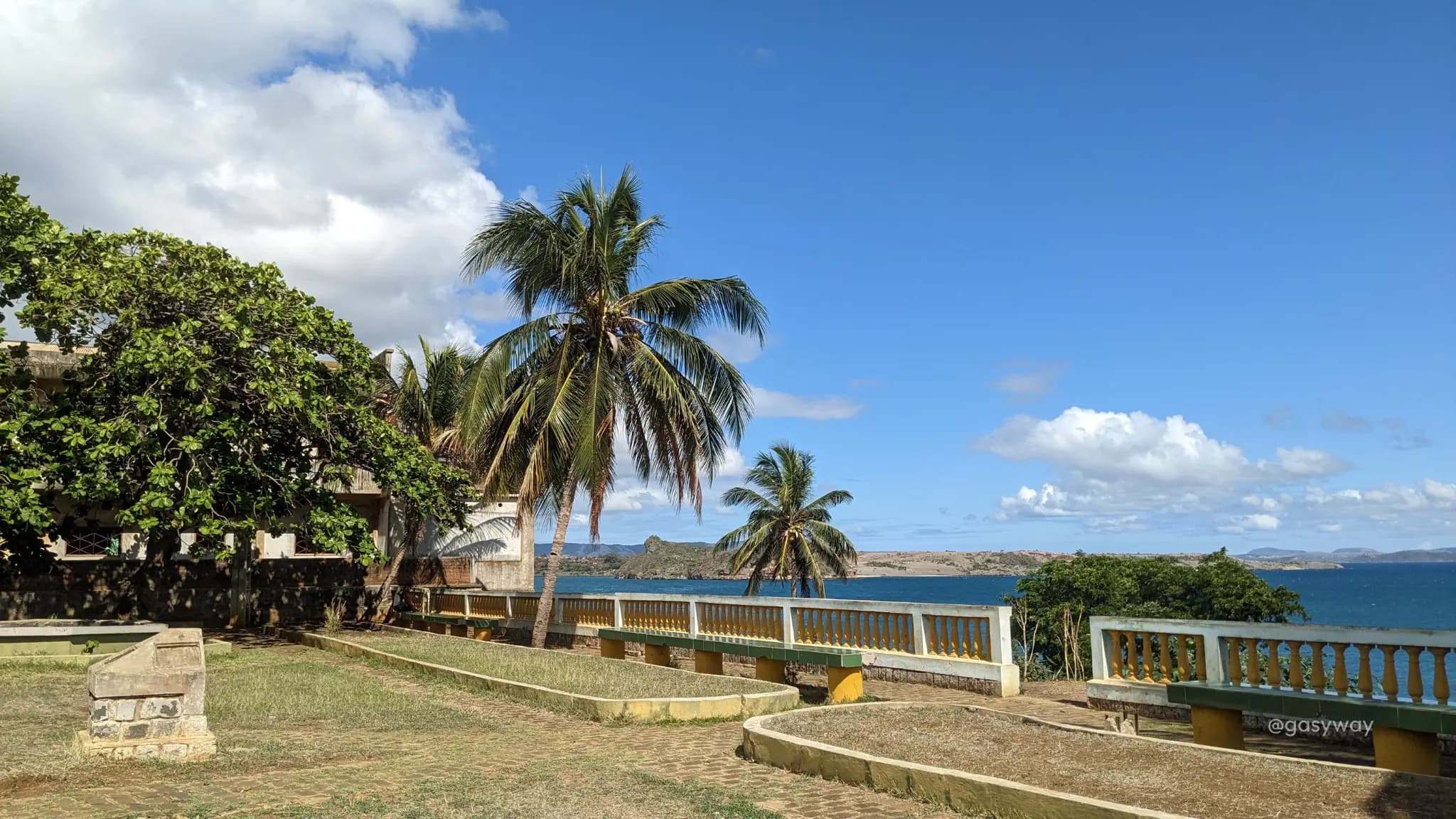 Diego_ville_place_Musique_Vue_Baie_1
